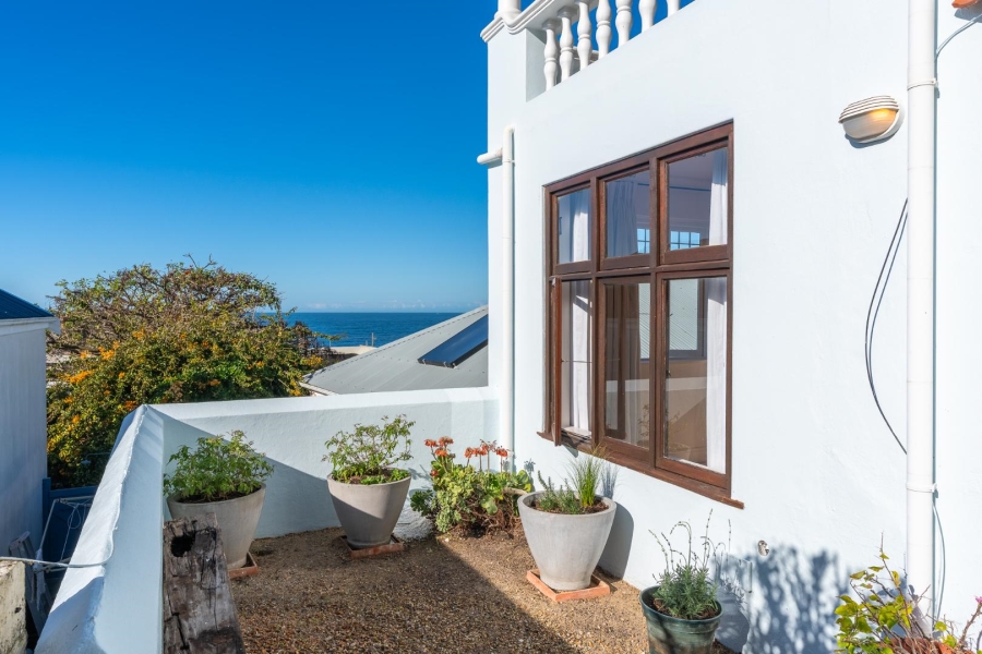 4 Bedroom Property for Sale in Kalk Bay Western Cape